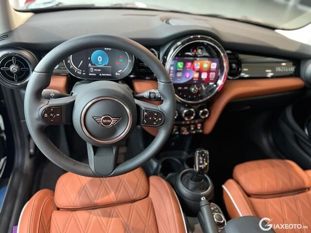 Mini-Cooper-3-cua-thiet-ke-vo-lang