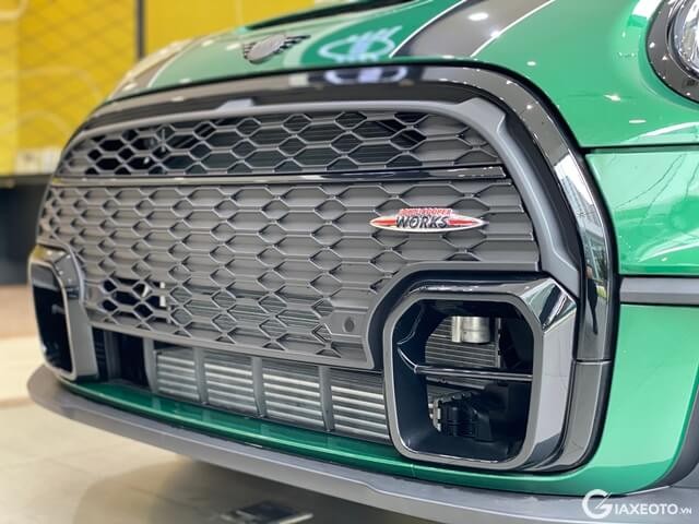 Mini-Cooper-5-cua-luoi-tan-nhiet.