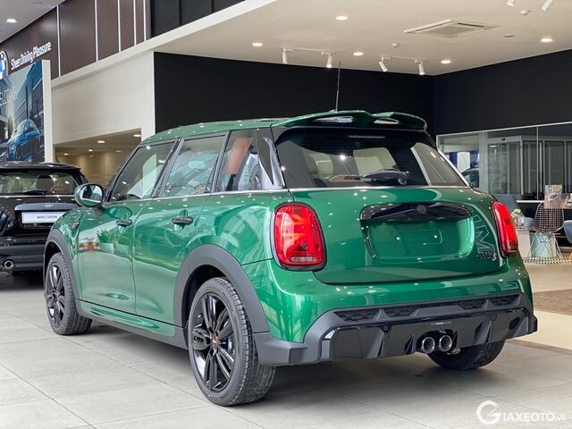 Mini-Cooper-5-cua-phan-hong-xe