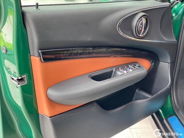 Mini-Cooper-Clubman-tap-pi