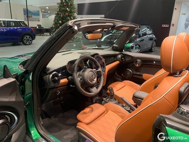 Mini-Cooper-Convertible-ghe-ngoi
