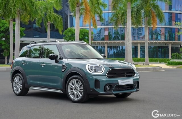 Mini-Cooper-Countryman-ngoai-that