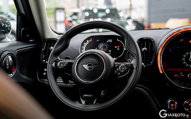 Mini-Cooper-Countryman-vo-lang