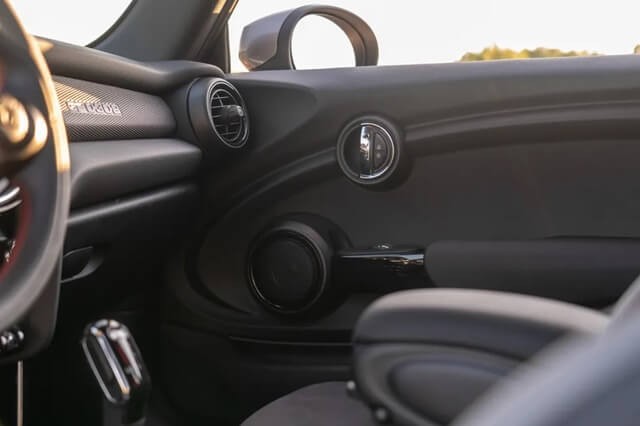 Mini-John-Cooper-Works-GP-he-thong-dieu-hoa