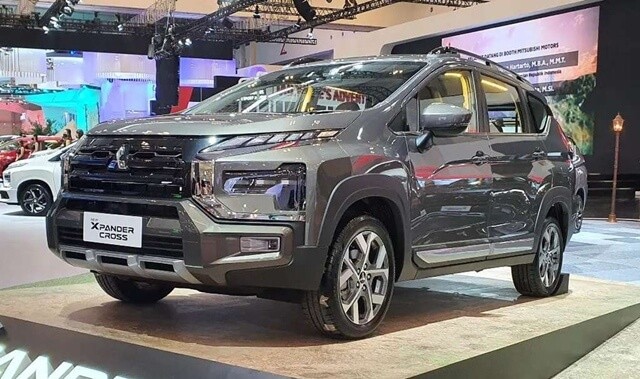 Mitsubishi-Xpander-Cross-2023-ngoai-that