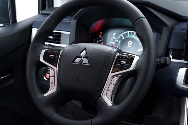 Mitsubishi-Xpander-Cross-2023-thiet-ke-vo-lang