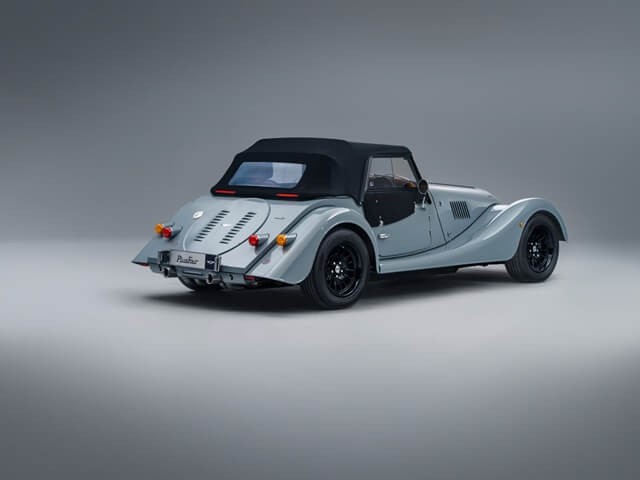 Morgan-Plus-Four-dong-mui-tran