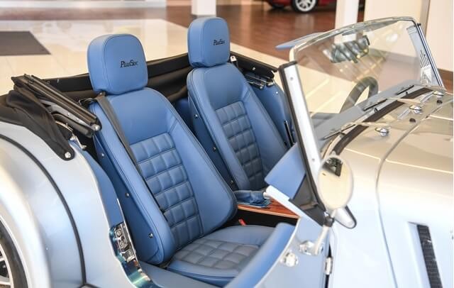 Morgan-Plus-Six-ghe-ngoi