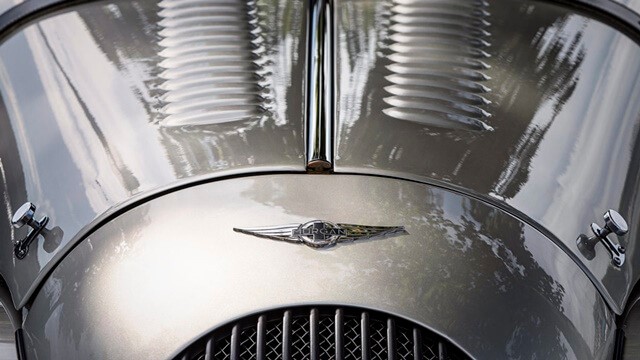 Morgan-Roadster-mui-xe