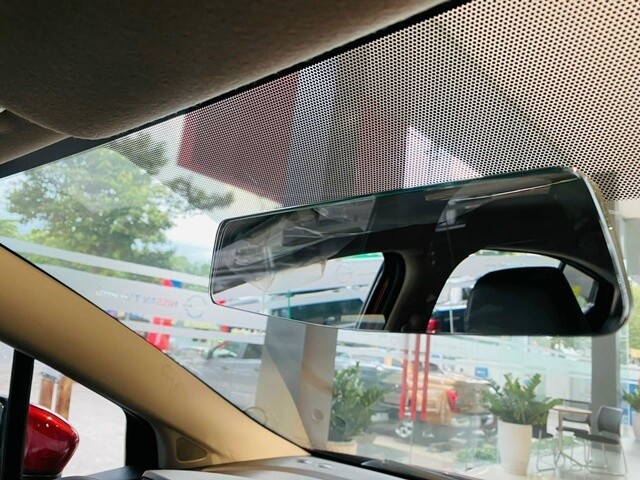 Nissan-Almera-2023-guong-chieu-hau