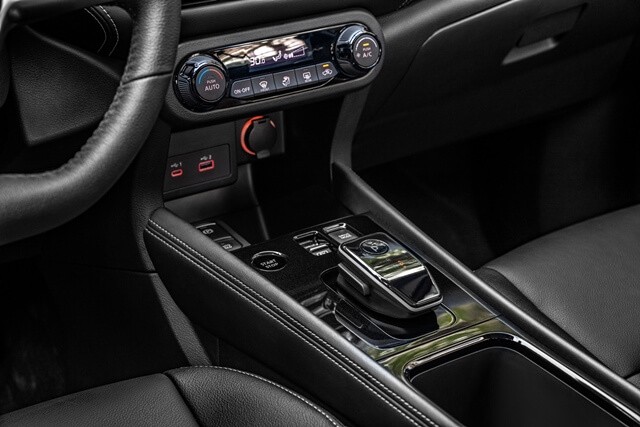 Nissan-Kicks-trung-tam-dieu-khien