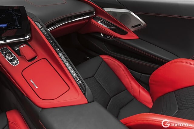 Phu-Ceramic-oto-Xpel-tren-be-mat-noi-that