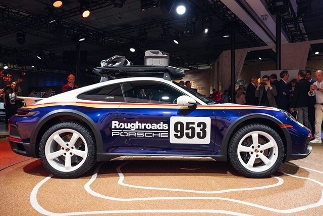 Porsche-911-Dakar-than-xe