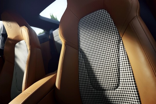 Porsche-911-Sport-Classic-ghe-boc-da