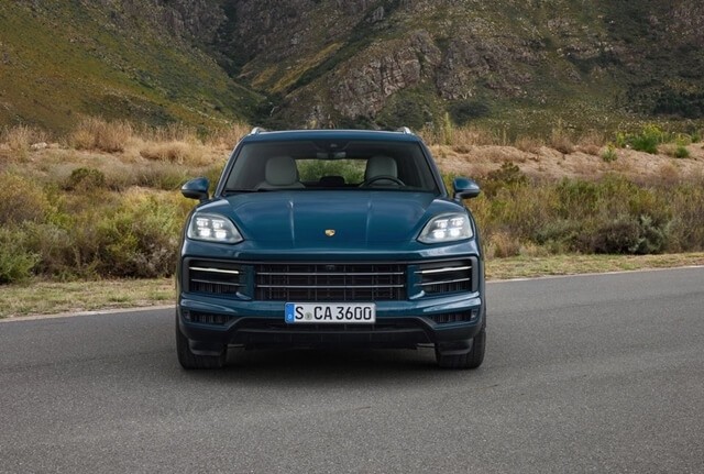 Porsche-Cayenne-2023-dau-xe