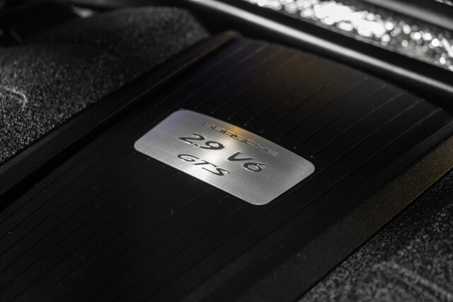 Porsche-Macan-2023-dong-co