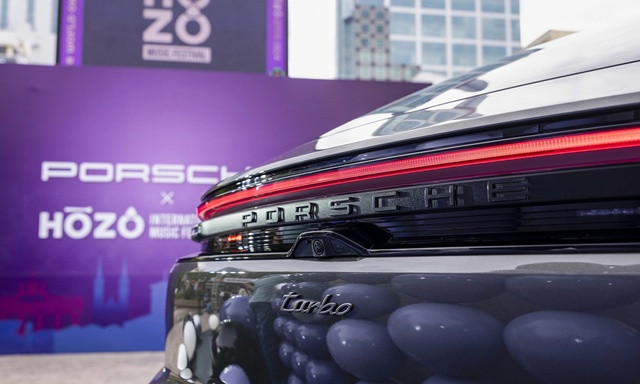 Porsche-macan-ev-den-hau