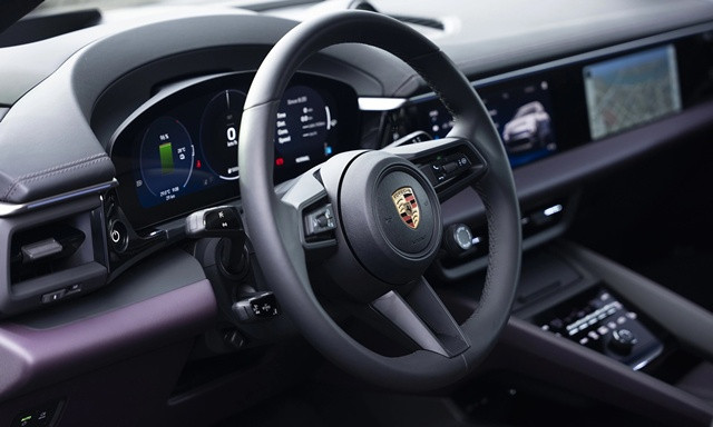 Porsche-macan-ev-vo-lang