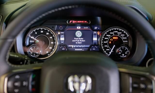 Ram-1500-Rebel-bang-dong-ho-ky-thuat