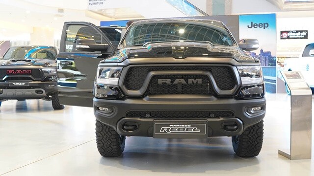 Ram-1500-Rebel-dau-xe