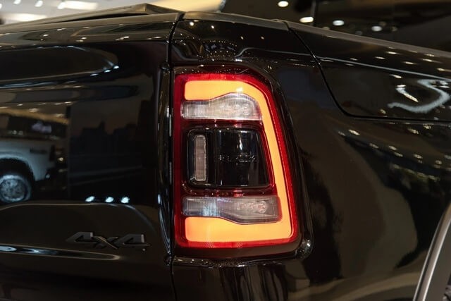 Ram-1500-Rebel-den-hau