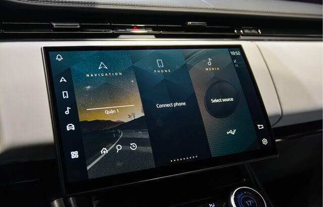 Range-Rover-Sport-2024-man-hinh-giai-tri