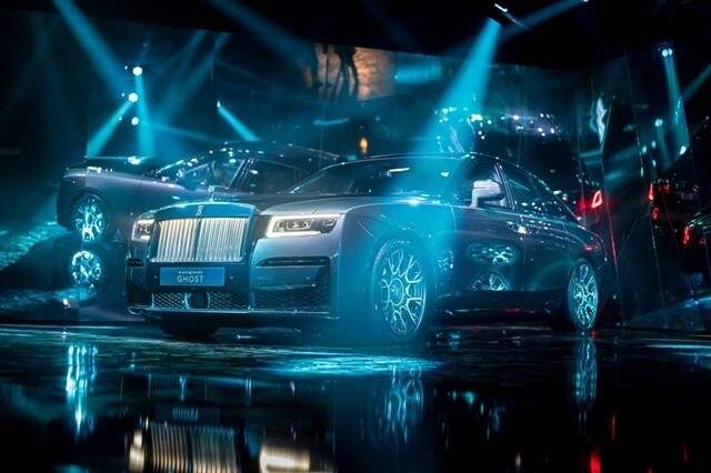 Chi tiết Rolls Royce Ghost Black Badge kèm giá bán (03/2023)