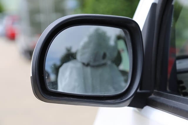 SRM-X30-guong-chieu-hau