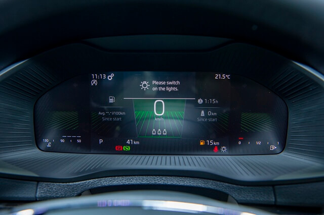 Skoda-Karoq-bang-dong-ho-ky-thuat