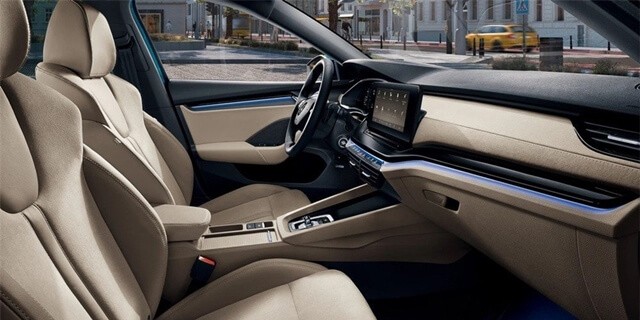 Skoda-Octavia-ghe-ngoi-khoang-lai