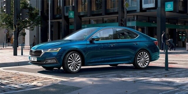 Skoda-Octavia-hinh-anh