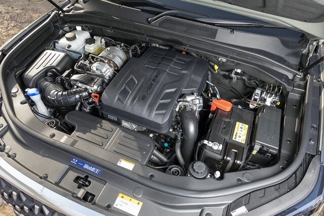 SsangYong-Rexton-dong-co