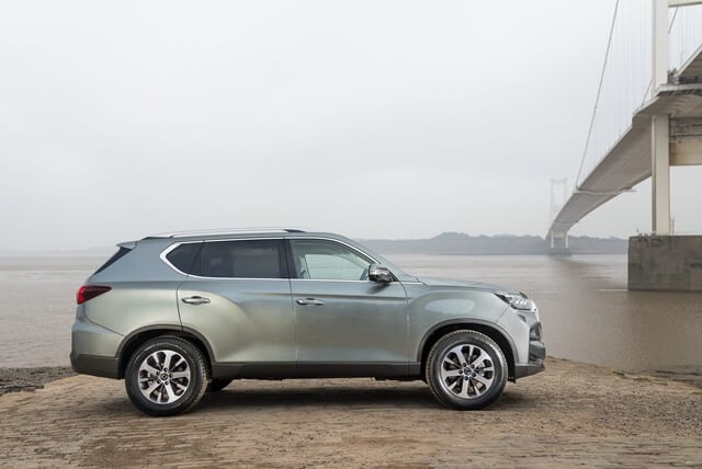 SsangYong-Rexton-hinh-anh-than-xe