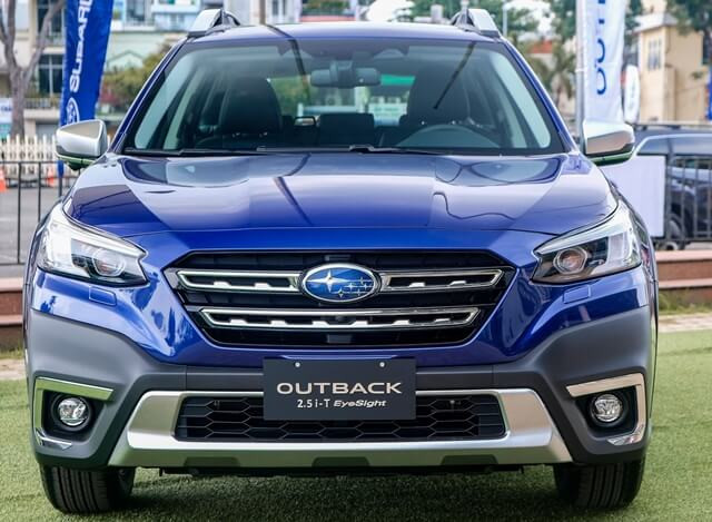 Subaru-Outback-2025-dau-xe
