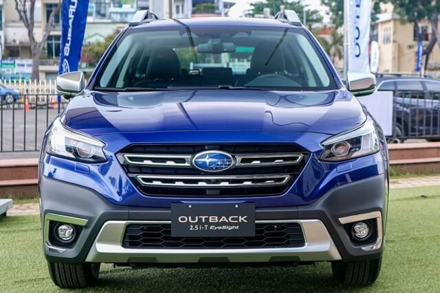 Subaru-Outback-facelift-phan-dau-xe