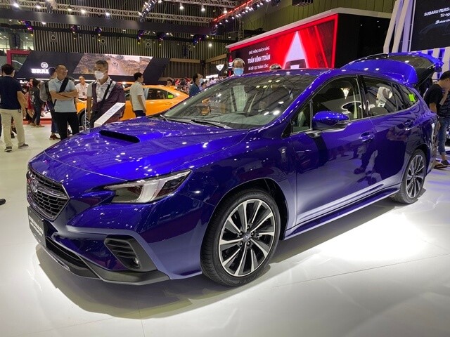 Subaru-WRX-Wagon-tong-the-ngoai-that