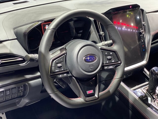 Subaru-WRX-Wagon-vo-lang