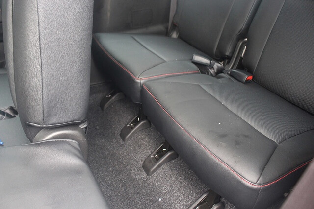 Suzuki-Ertiga-hang-ghe-thu-3