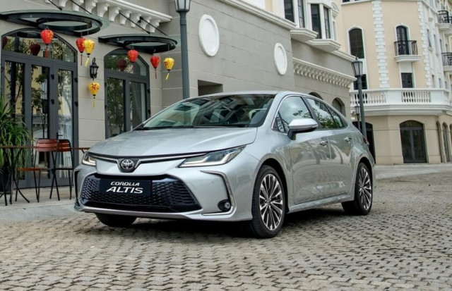 Toyota-Altis-facelift