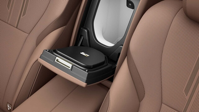 Toyota-Century-hoc-de-do