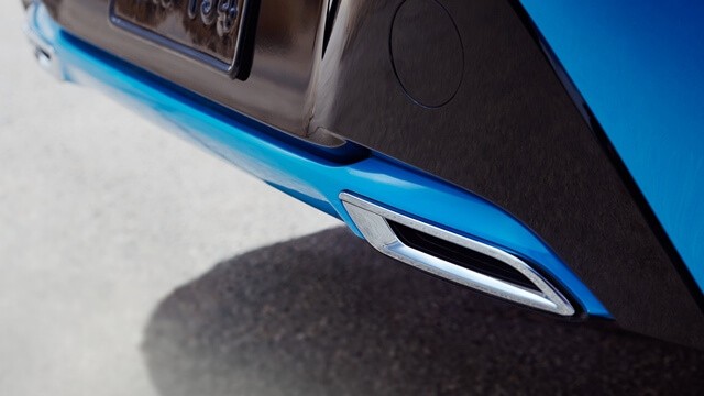 Toyota-Corolla-Hatchback-ong-xa