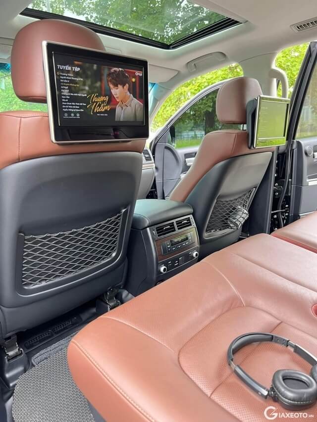 Toyota-Land-Cruiser-2019-nhap-Trung-Dong-man-hinh-giai-tri
