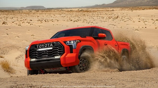 Toyota-Tundra-van-hanh