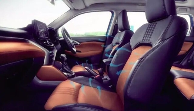 Toyota-Urban-Cruiser-Hyryder-ghe-ngoi