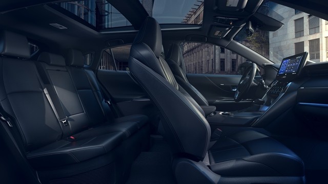 Toyota-Venza-tong-the-khoang-noi-that