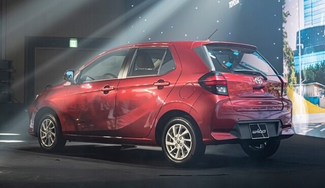 Toyota-Wigo-the-he-moi-hong-xe