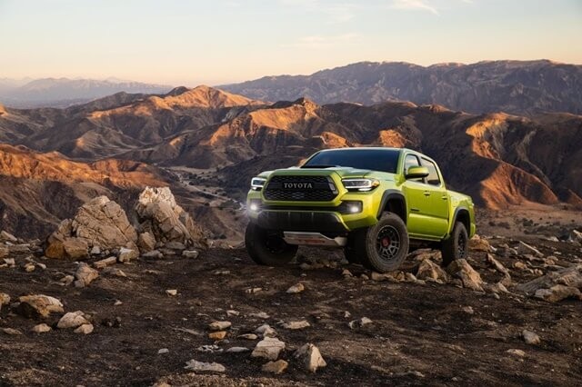 Toyota-tacoma-trd-pro-ngoai-that