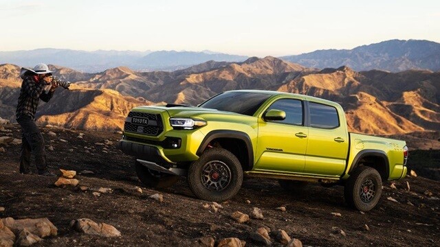 Toyota-tacoma-trd-pro-van-hanh