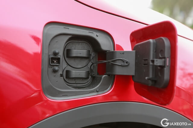 Vinfast-VF5-cong-sac-pin