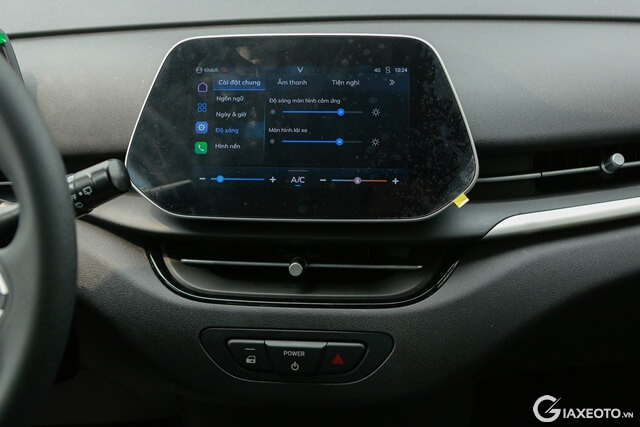 Vinfast-VF5-man-hinh-giai-tri